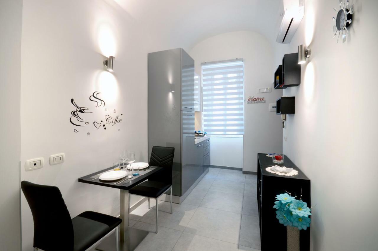 Alexandra Exclusive Apartment Naples Exterior photo