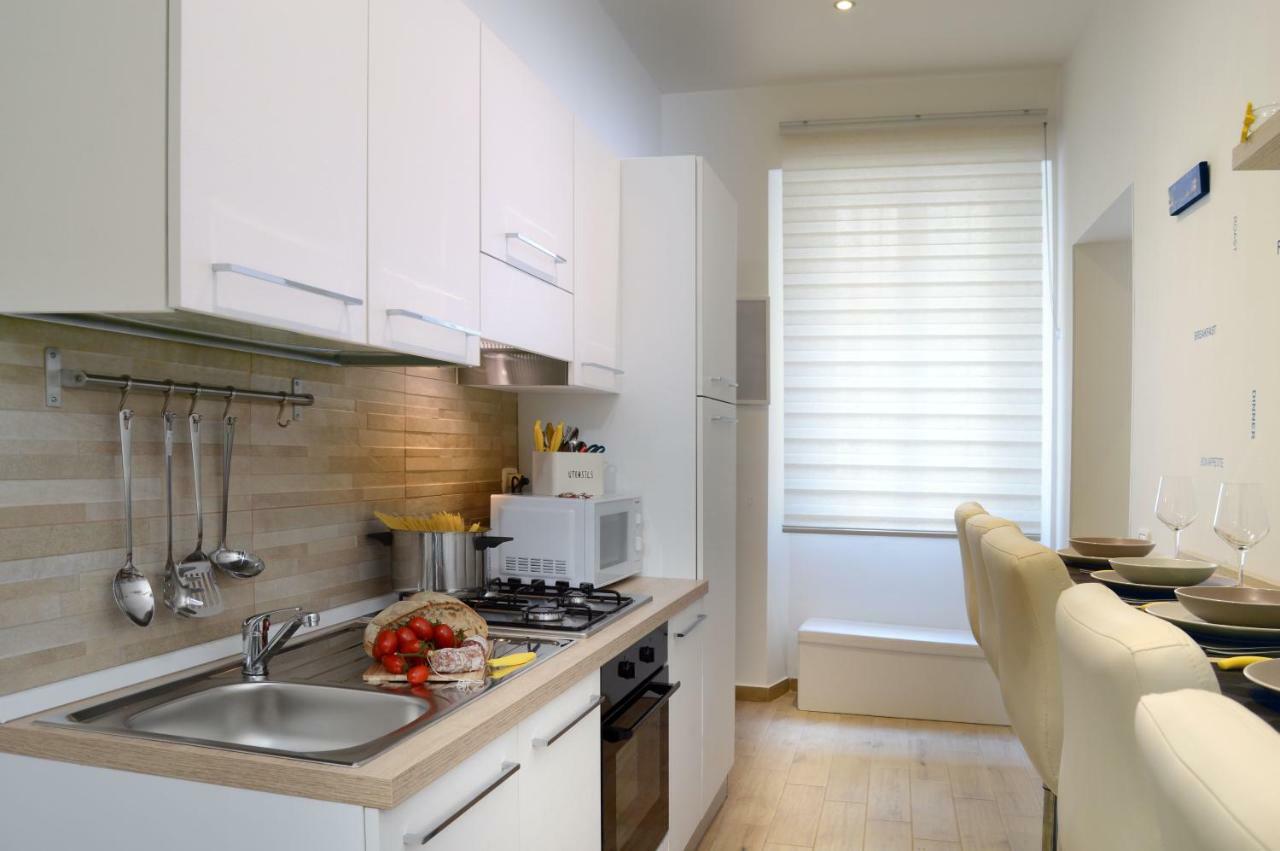Alexandra Exclusive Apartment Naples Exterior photo